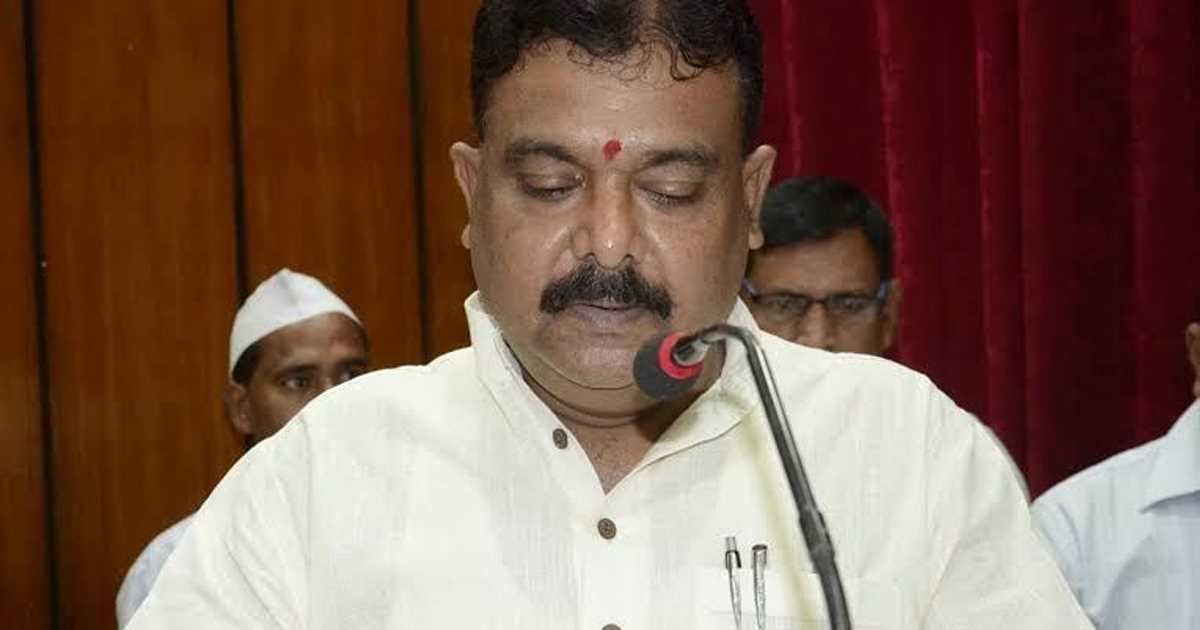 पटना एम्स में गंभीर बीमारियों के ईलाज की व्यवस्था केंद्र सरकार ने रोक रखी है : प्रो. रणबीर नंदन